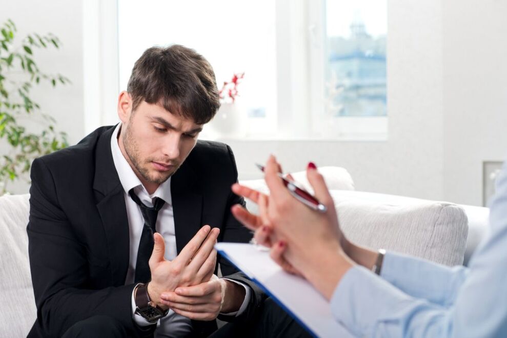 Wenden Sie sich an einen Psychologen in der Ablehnung des Rauchens